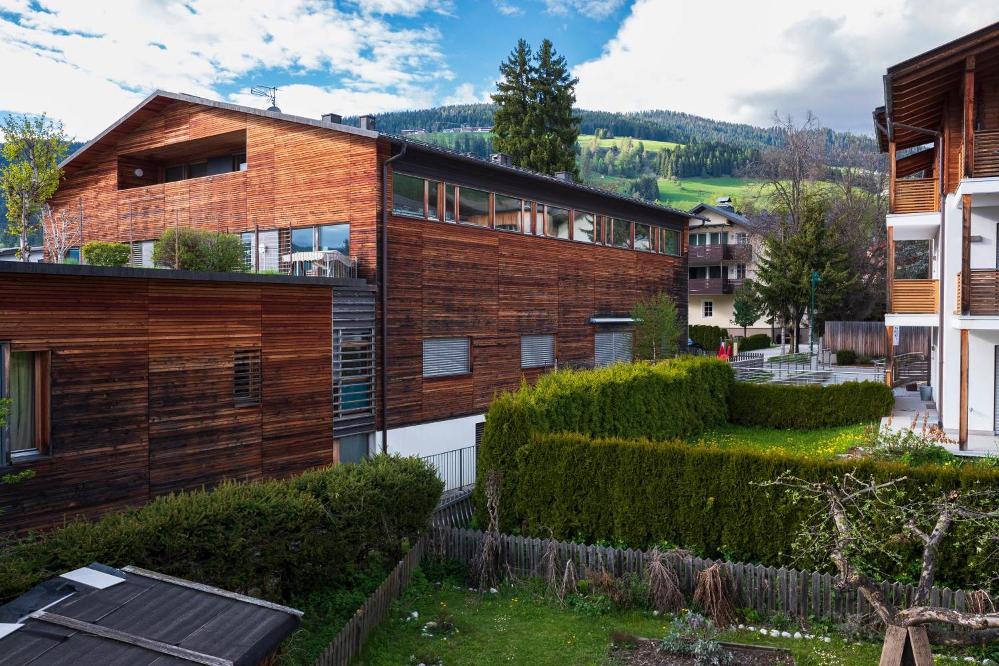 Rosa Alpina - Appartamento Nelle Dolomiti Toblach Exterior foto